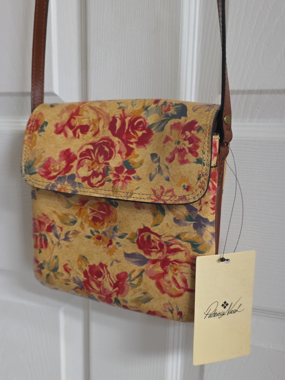 Patricia Nash Floral Crossbody with Adjustable  Strap & Dust Bag!